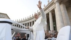 Малітоўнае чуванне ў вігілію ўрачыстасці Спаслання Святога Духа
